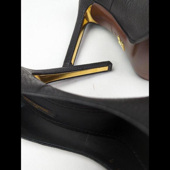 [SOLD] NEW LOUIS VUITTON Women's Sz EU 39 US 9 Black Leather ULTIMATE PUMP - Picture 9 of 10